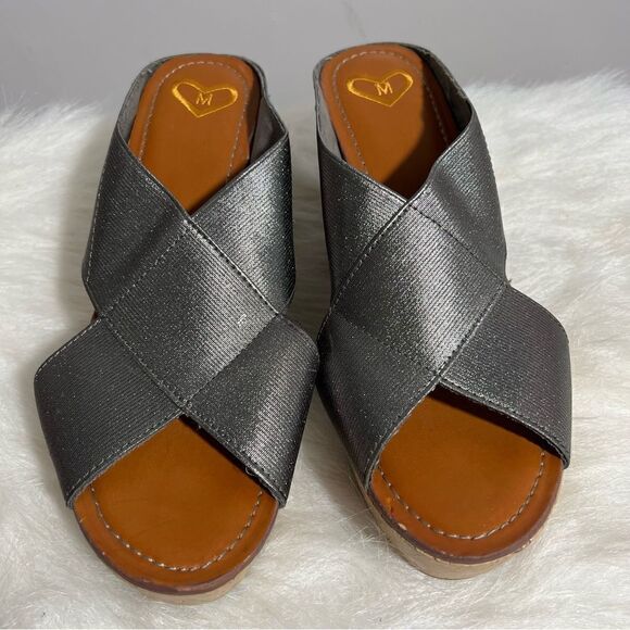 Madeline Adonis silver cross strap brass studded cork heels - 8M‎ - Picture 4 of 11